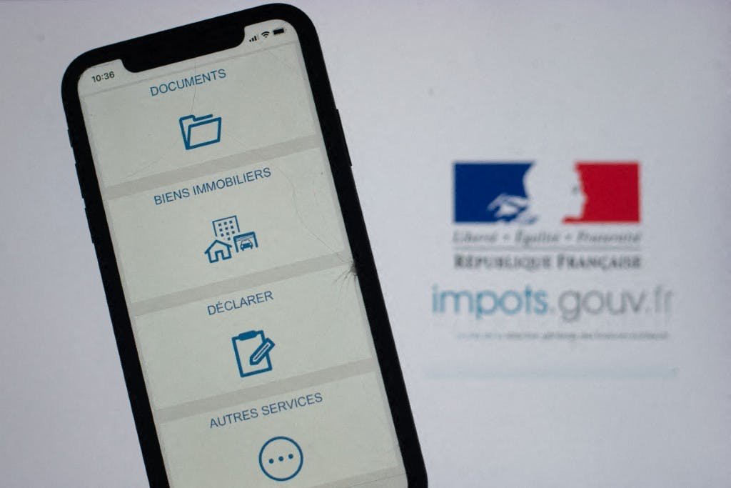 découvrez tout ce qu'il faut savoir sur la déclaration immobilière : obligations légales, démarches à suivre, délais et conseils pratiques pour déclarer vos biens immobiliers en toute sérénité.